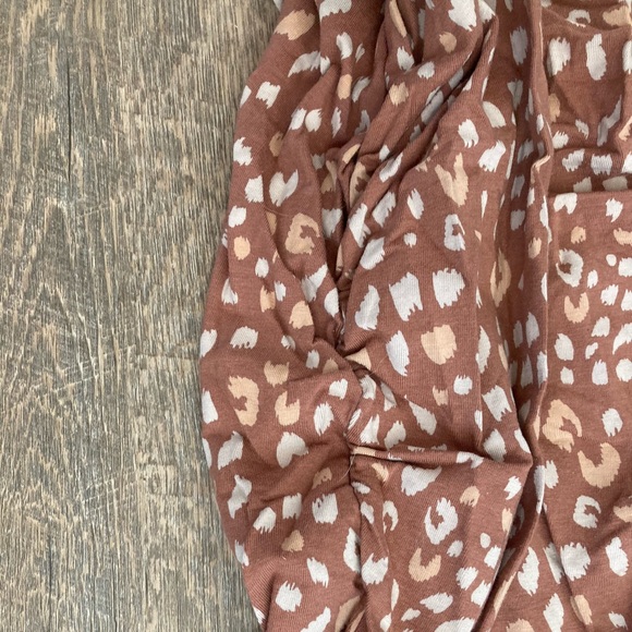 Isabel Maternity | Short Sleeve Body Con Leopard Print Dress - Picture 7 of 10